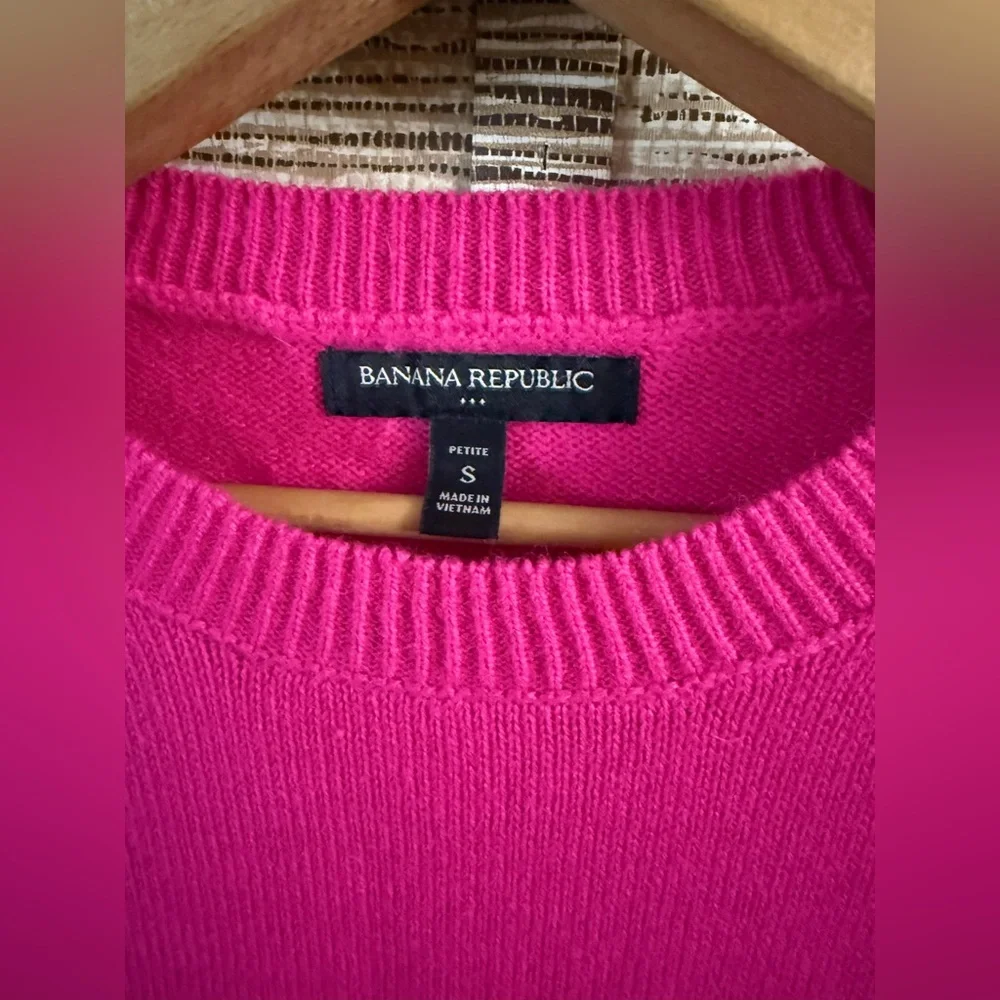 Banana Republic Crew Neck Sweater  Pullover Pink Fuchsia Pink Size Small Petite - Picture 6 of 7